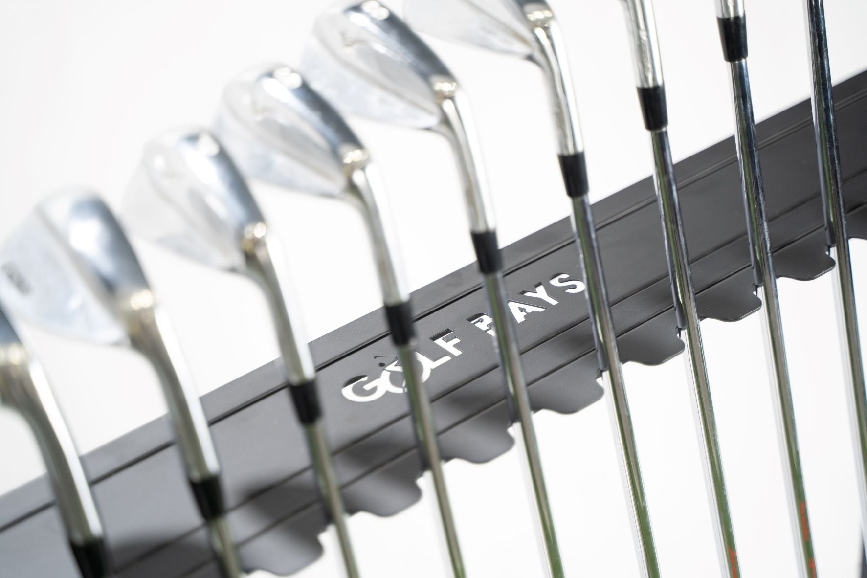 Gold Club Rack GolfBays Golf Club Storage Rack, Holds 14 Clubs, Indoor Golf Floor Equ